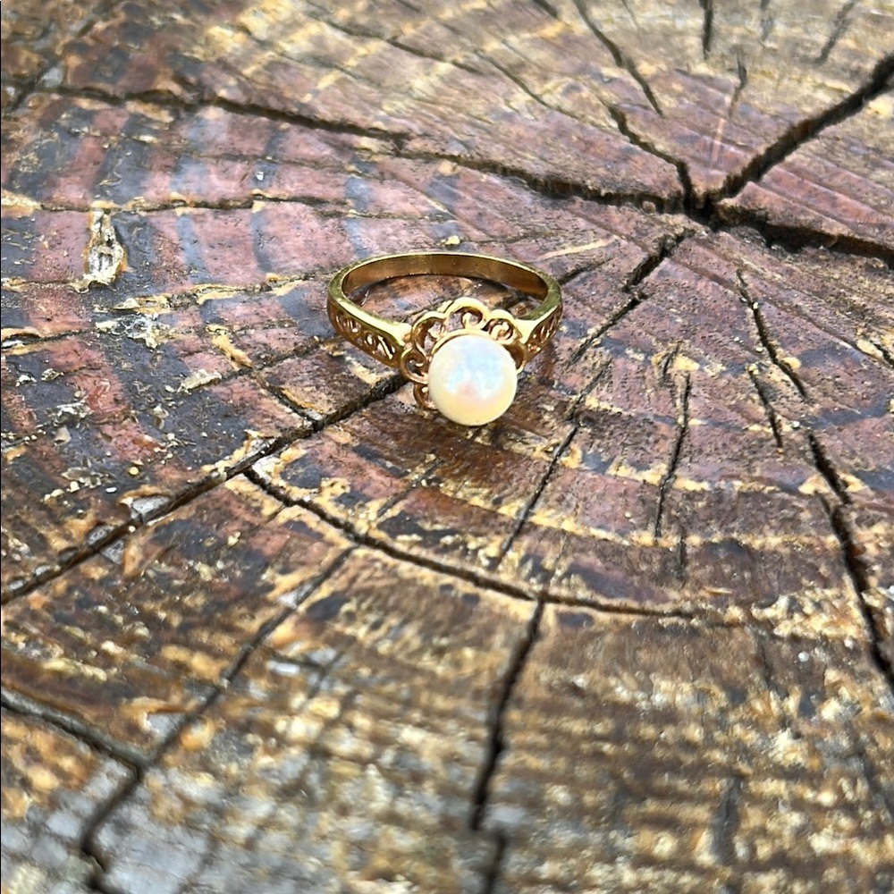 Neiman Marcus 14k Gold Plated Elegant Pearl  Ring